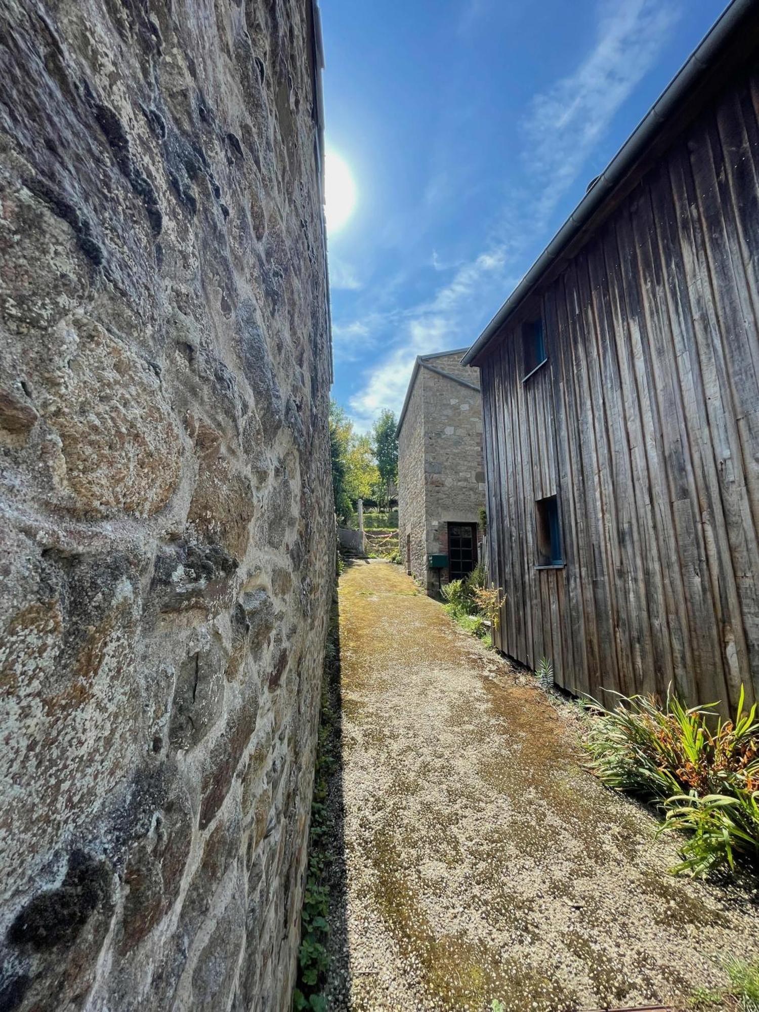 Impasse Des Mysteres - La Maison Des Sorciers Lehon/Dinan Extérieur photo