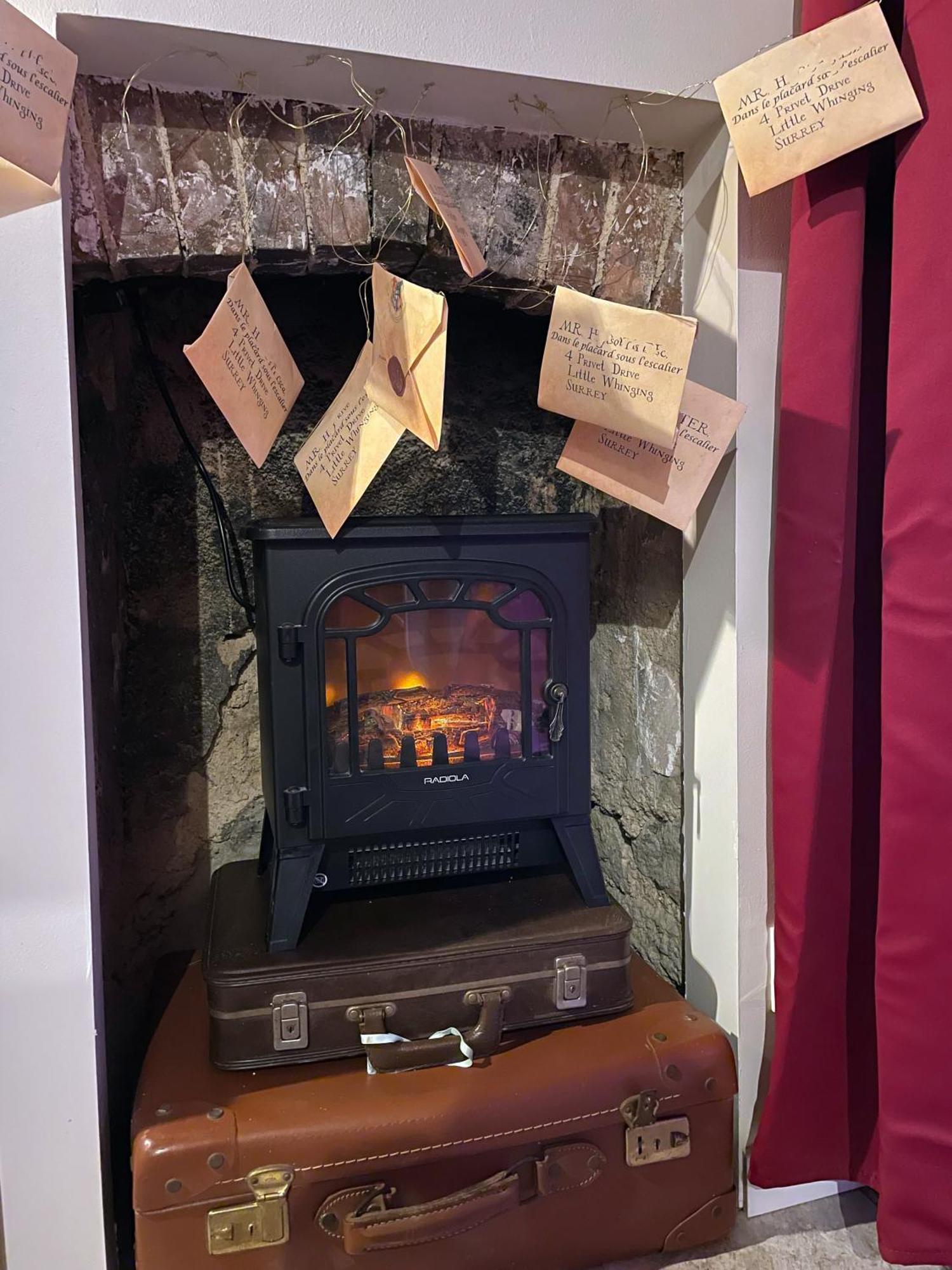 Impasse Des Mysteres - La Maison Des Sorciers Lehon/Dinan Extérieur photo